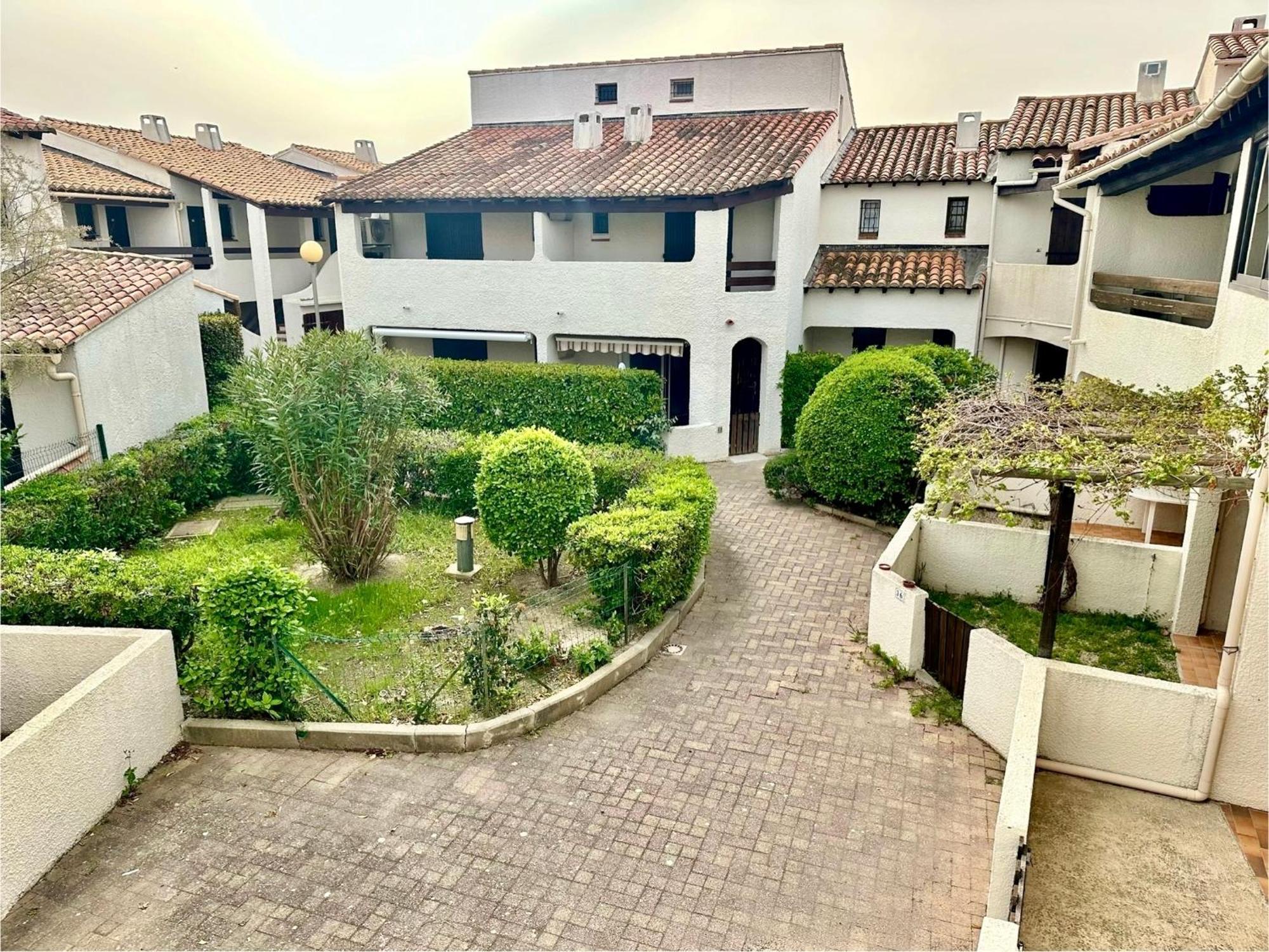 Appartement Climatise Avec Chambre Et Parking Privatif Locations Vld Camargue Les Les Saintes-Maries-de-la-Mer Extérieur photo