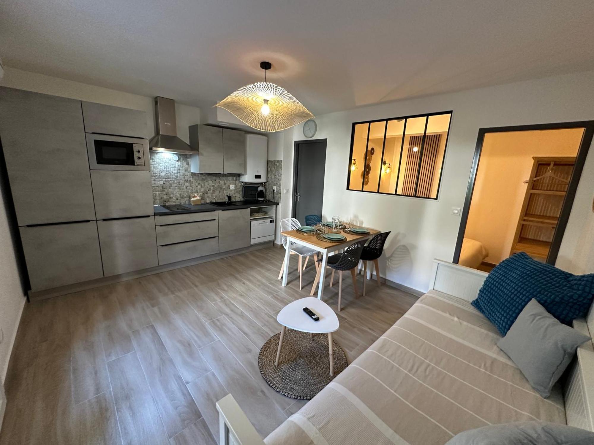 Appartement Climatise Avec Chambre Et Parking Privatif Locations Vld Camargue Les Les Saintes-Maries-de-la-Mer Extérieur photo