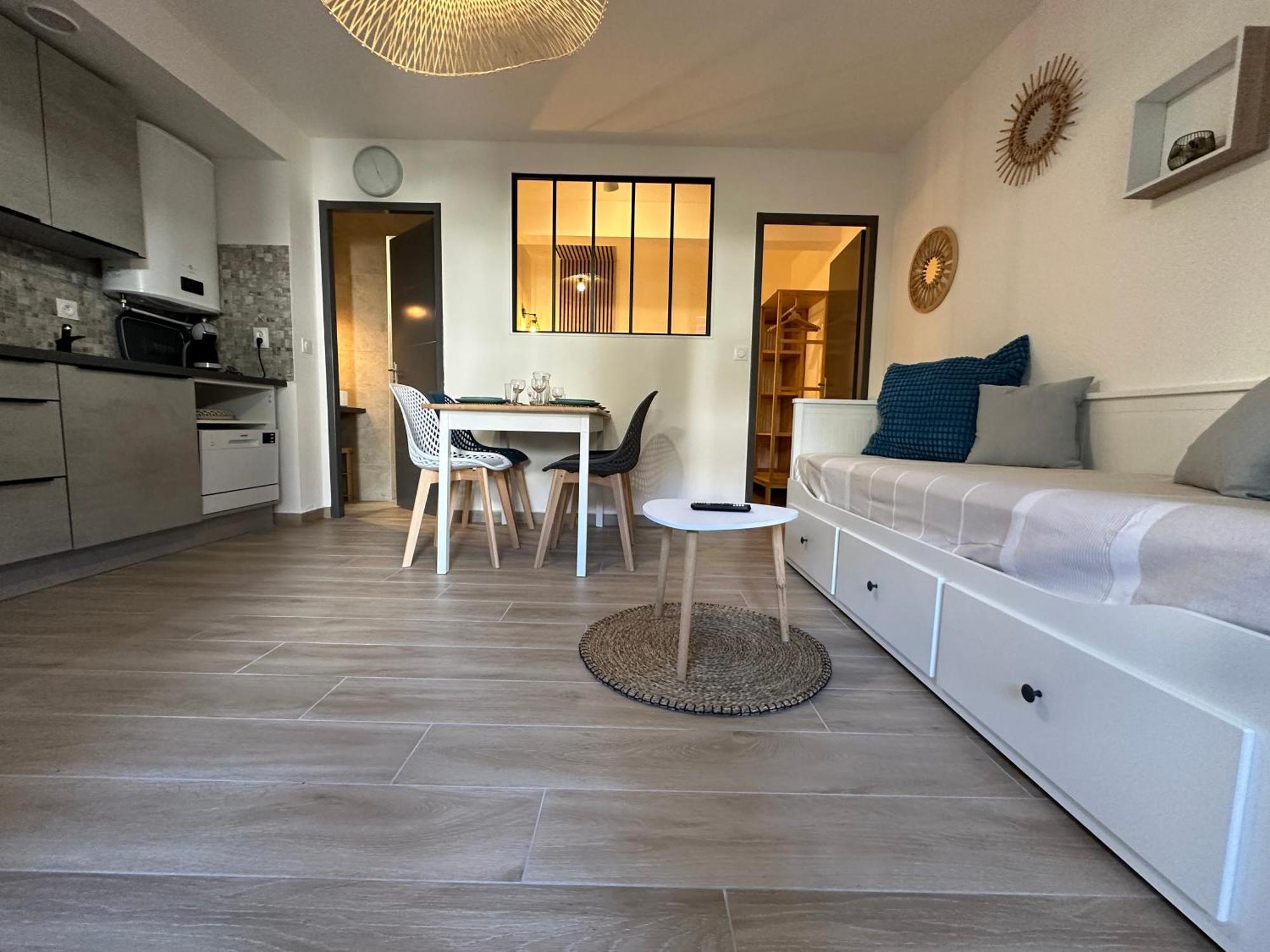 Appartement Climatise Avec Chambre Et Parking Privatif Locations Vld Camargue Les Les Saintes-Maries-de-la-Mer Extérieur photo