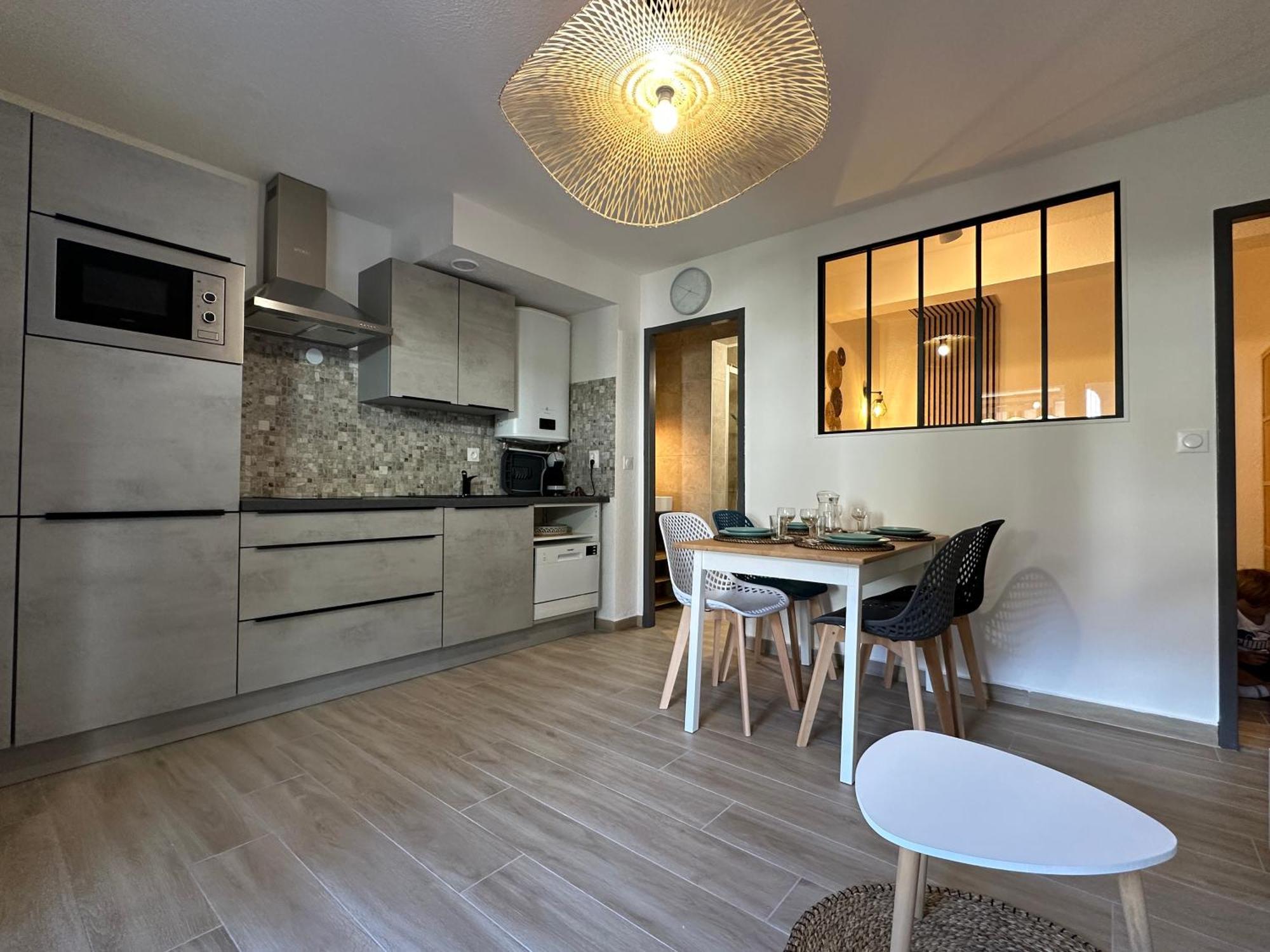 Appartement Climatise Avec Chambre Et Parking Privatif Locations Vld Camargue Les Les Saintes-Maries-de-la-Mer Extérieur photo